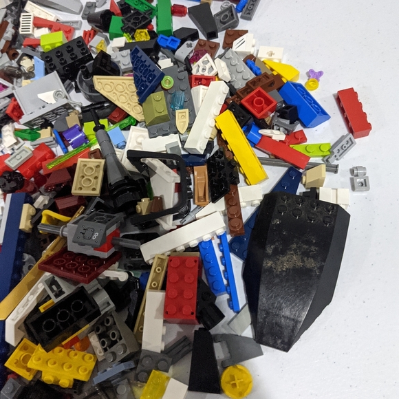 Lego building block variety of colors 4.5 pounds, blue yellow green black… - Picture 3 of 6